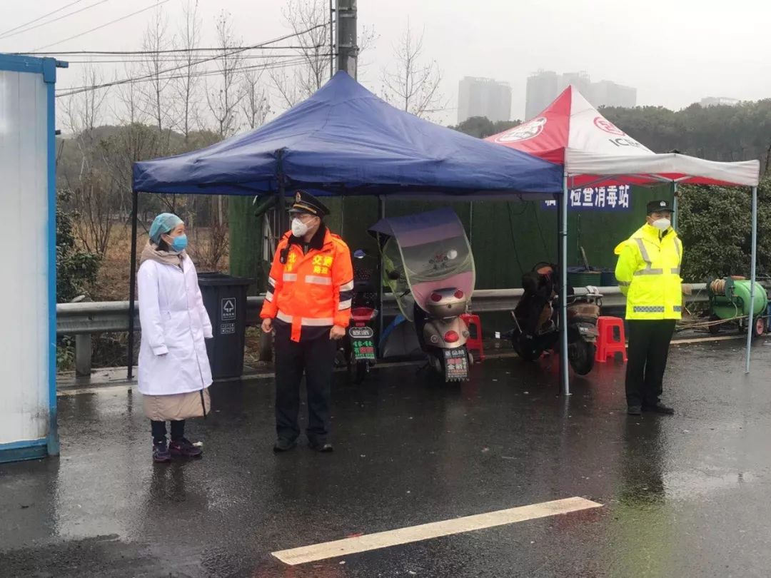 武汉周边高速管制，这些物资车辆可走绿色通道进汉