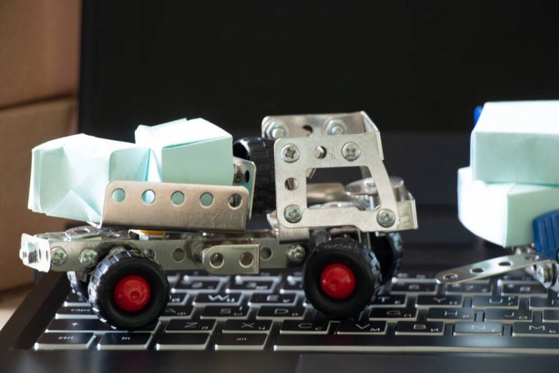 紧盯疫情风险完善保障，货运物流保险为行业筑牢安全防线