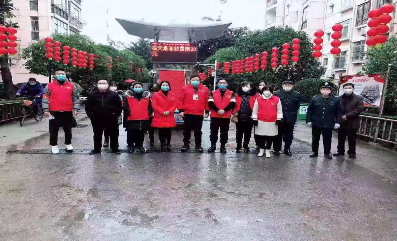 南昌各级妇联组织和志愿者奋战疫情防控基层,贡献巾帼力量