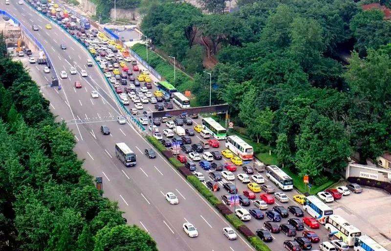 2021年第二季度最拥堵城市公布!重庆排名下降,限号起作用了吗?