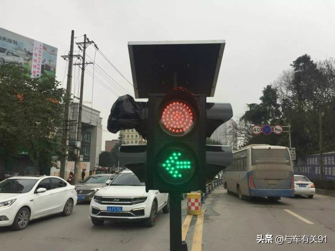 开车怕违章?这些冷门交规要知道,防不胜防的交通违章