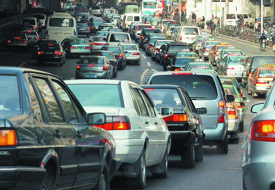 开车怕违章?这些冷门交规要知道,防不胜防的交通违章