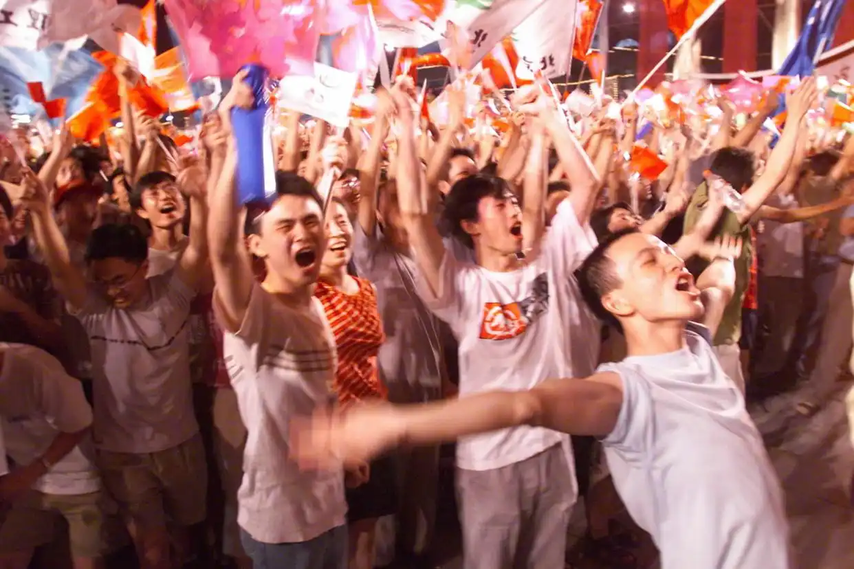 新华社大型纪录片盛会华章,带你回顾中国体育30多年奋进路