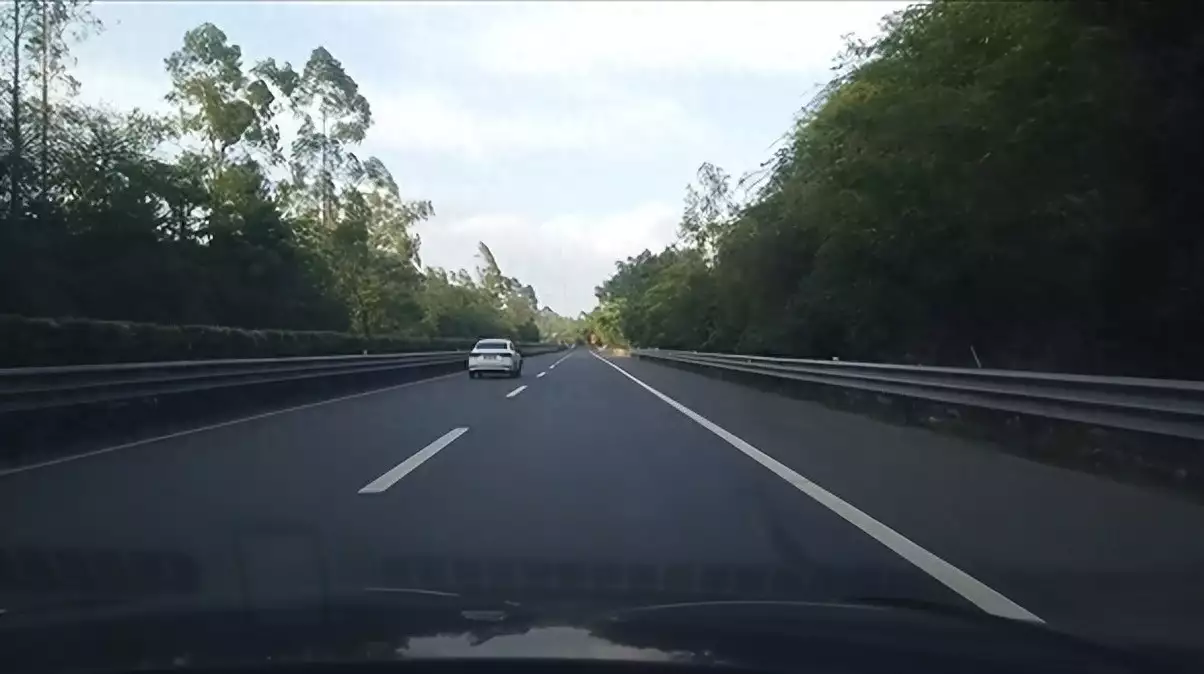 新手高速保命技巧大公开！关键时刻能避免危险