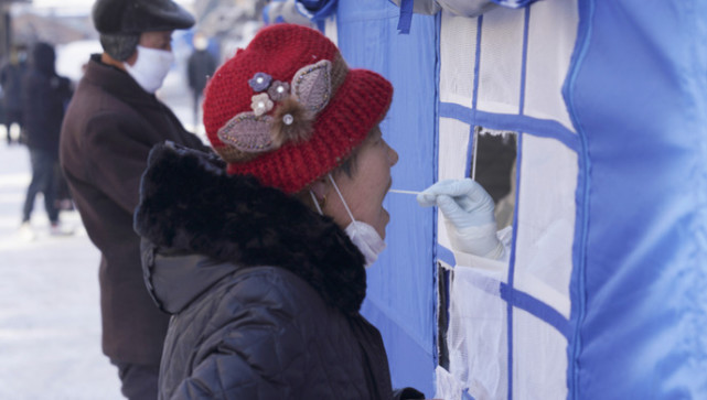 1月以来全国新冠肺炎新增确诊情况，多地疫情爆发态势